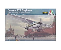 Cessna 172 Skyhawk 1987 Landing on Red Square